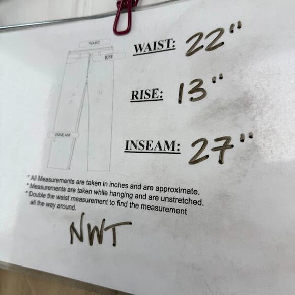 Alfred Dunner Cropped Pants Womens 20W Tan Pull On Tummy Control Slimming NWT - Picture 7 of 8